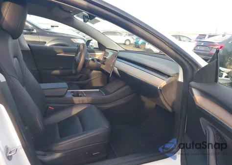 2022 Tesla Model 3 Performance Dual Motor All-Wheel Drive from USA, damaged, VIN 5YJ3E1EC9NF230412